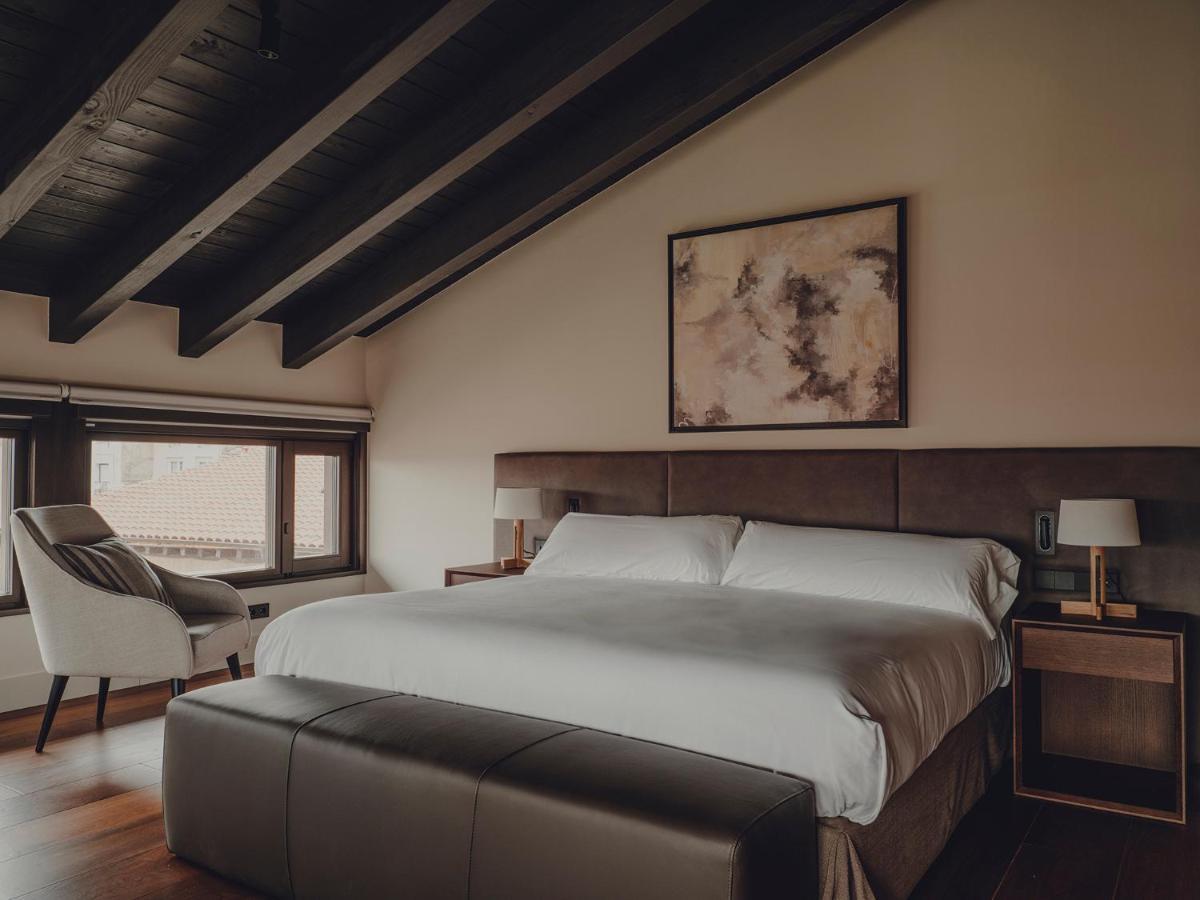 Hotel Santa Maria Briones Esterno foto