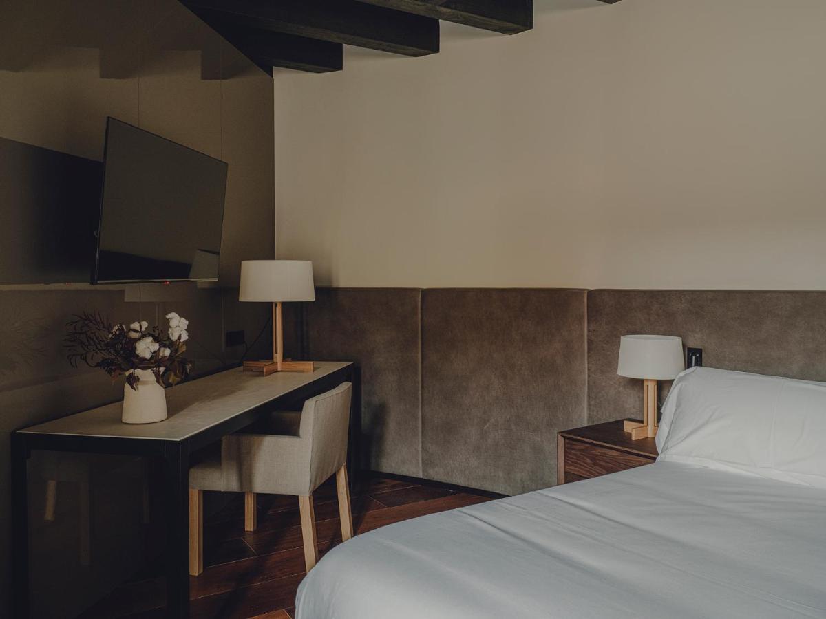Hotel Santa Maria Briones Esterno foto